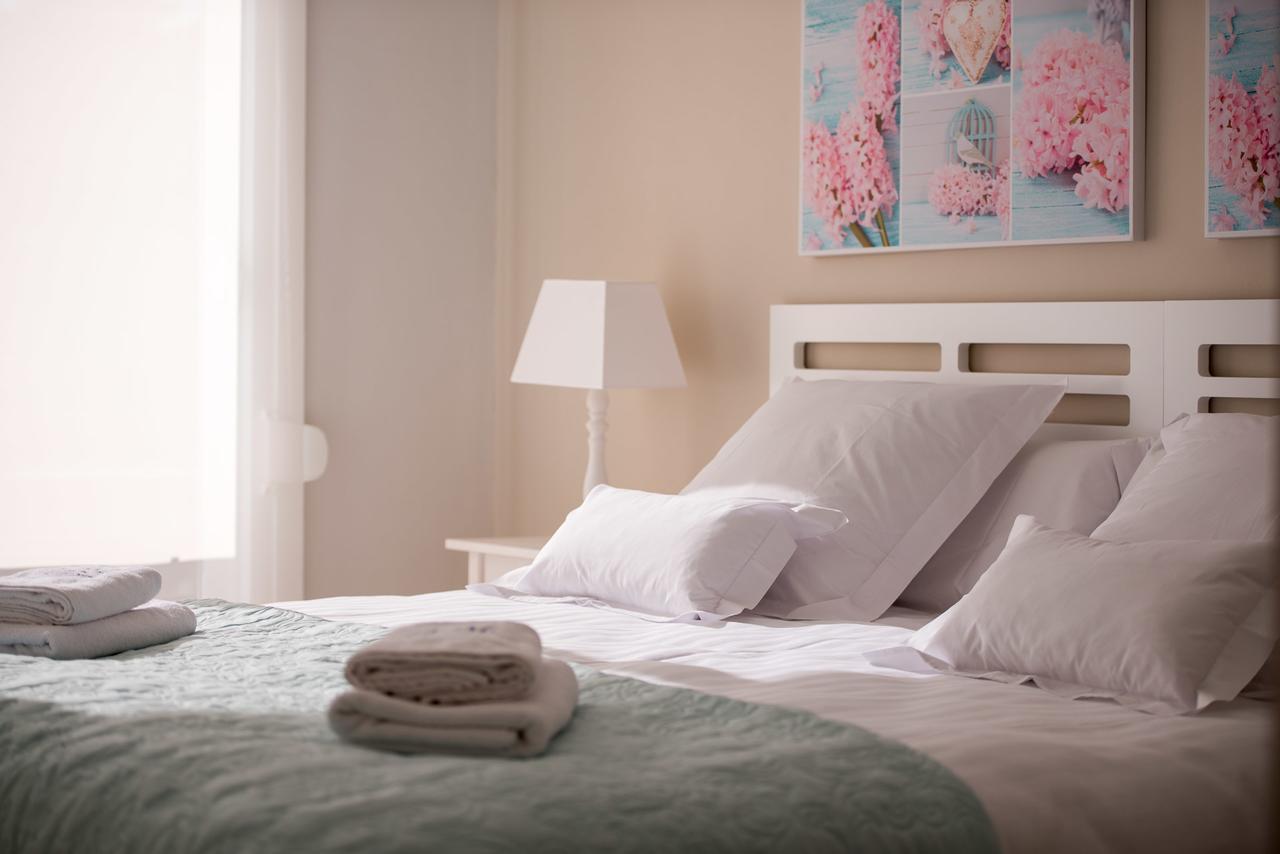 Apartamentos Marta Playa Alicante Kültér fotó